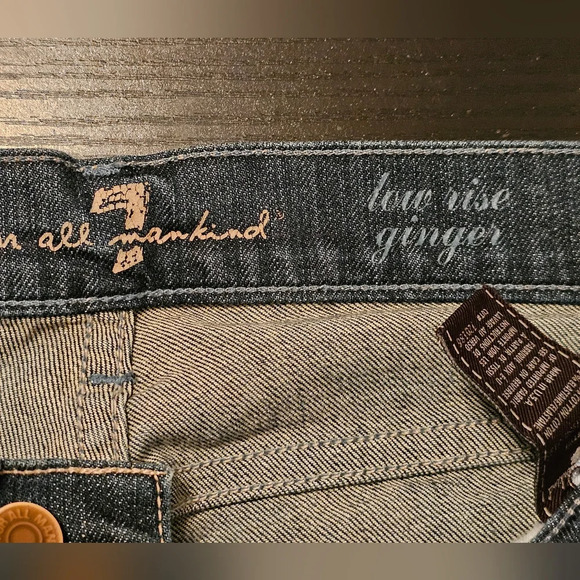 7 For All Mankind Low-Rise Ginger Flare Jeans - Picture 4 of 7